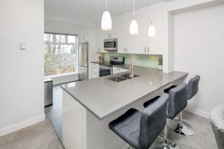 Photo 4: 3 2305 W 10TH Avenue in Vancouver: Kitsilano Townhouse for sale in "Park Place" (Vancouver West)  : MLS®# R2440761
