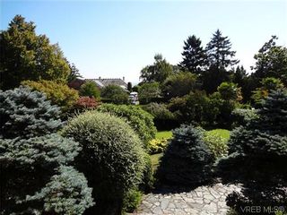Photo 19: 3220 BEACH Drive in VICTORIA: OB Uplands Residential for sale (Oak Bay)  : MLS®# 313381