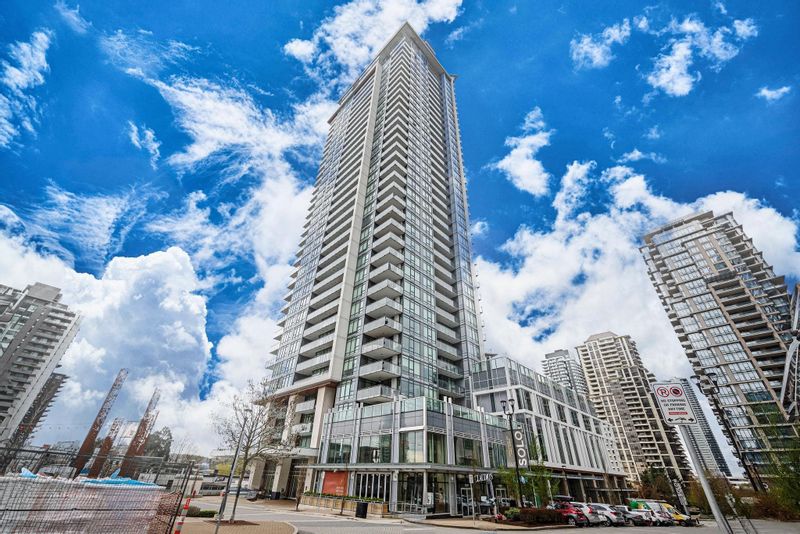 FEATURED LISTING: 3305 - 2085 SKYLINE Court Burnaby