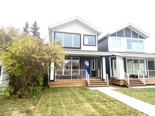 Photo 1: 1329 13th Street East in Saskatoon: Varsity View Residential for sale : MLS®# SK926413