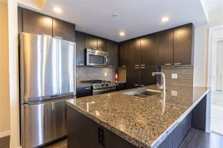 Photo 4: 502 2232 DOUGLAS Road in Burnaby: Brentwood Park Condo for sale (Burnaby North)  : MLS®# R2586051