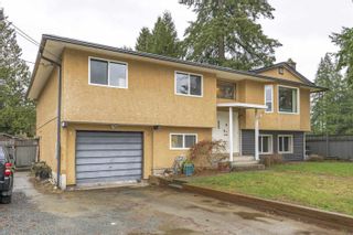 Photo 1: 23011 ST ANDREWS Avenue in Langley: Fort Langley House for sale : MLS®# R2747083