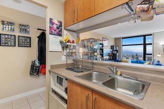 Photo 5: 2209 5380 OBEN Street in Vancouver: Collingwood VE Condo for sale in "URBA BY BOSA" (Vancouver East)  : MLS®# R2754710