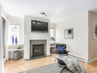 Photo 4: 206 688 E 16TH Avenue in Vancouver: Fraser VE Condo for sale in "VINTAGE EASTSIDE" (Vancouver East)  : MLS®# R2189577