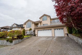 Photo 1: 2258 SICAMOUS Avenue in Coquitlam: Coquitlam East House for sale : MLS®# R2748249