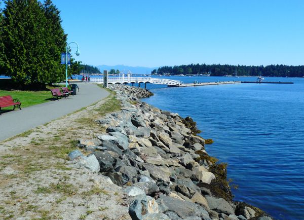 Living Waterside: Embracing the Abundant Benefits of Waterfront Living