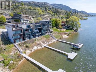 Photo 2: 4041 Lakeside Road in Penticton: House for sale : MLS®# 10313702