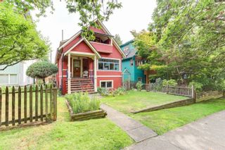Photo 3: 1750 PARKER Street in Vancouver: Grandview Woodland House for sale (Vancouver East)  : MLS®# R2795086