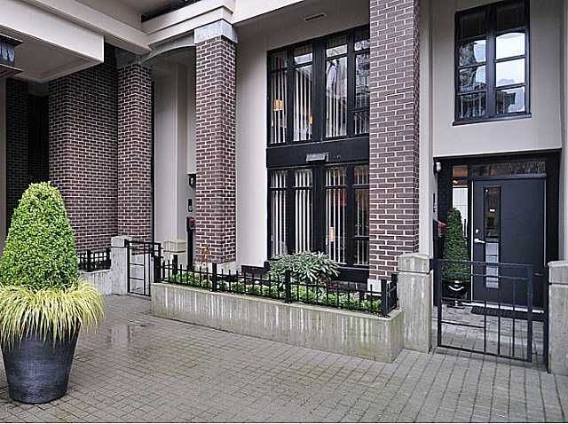 FEATURED LISTING: TH2 - 155 1ST Street West North Vancouver