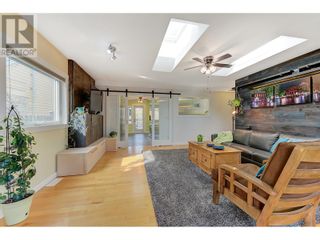 Photo 26: 549 Okanagan Boulevard in Kelowna: House for sale : MLS®# 10310969