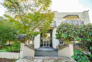Photo 1: 105 620 BLACKFORD Street in New Westminster: Uptown NW Condo for sale in "Deerwood Court" : MLS®# R2319924
