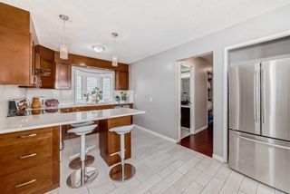 Photo 10: 111 SHAWMEADOWS Road SW in Calgary: Shawnessy Detached for sale : MLS®# A2130803