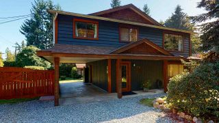 Photo 1: 801 REED Road in Gibsons: Gibsons & Area House for sale (Sunshine Coast)  : MLS®# R2493717
