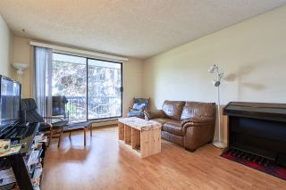 Photo 1: 210 5500 COONEY Road in Richmond: Brighouse Condo for sale in "LEXINGTON SQUARE" : MLS®# R2164986