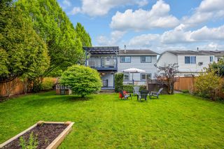 Photo 8: 21591 95 Avenue in Langley: Walnut Grove House for sale : MLS®# R2687425