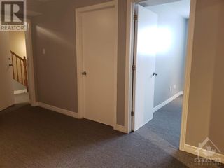 Photo 4: for rent-90 CENTREPOINTE DRIVE UNIT#6-Ottawa-Centrepointe