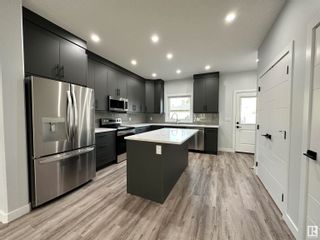 Photo 8: 6911 106 Street in Edmonton: Zone 15 House Half Duplex for sale : MLS®# E4360531