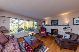 Photo 4: 1208 GLADSTONE Avenue in North Vancouver: Boulevard House for sale : MLS®# R2755476