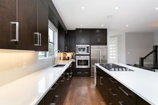 Photo 13: 2303 5 Street NE in Calgary: Winston Heights/Mountview Semi Detached (Half Duplex) for sale : MLS®# A2027161