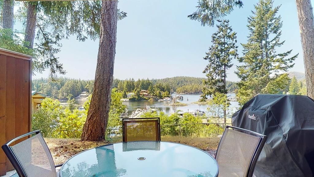 Main Photo: 9ABCD 12849 LAGOON Road in Madeira Park: Pender Harbour Egmont Townhouse for sale in "Painted Boat Resort & Spa" (Sunshine Coast)  : MLS®# R2793851