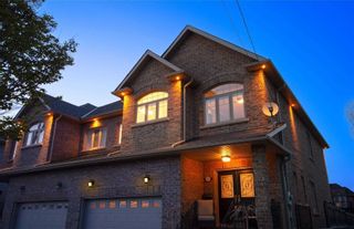 Photo 1: 47 Benson Avenue in Mississauga: Port Credit House (2-Storey) for sale : MLS®# W5644258