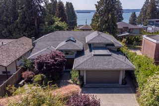 Main Photo: 2566 MARINE Drive in West Vancouver: Dundarave House for sale : MLS®# R2742707