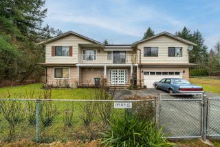 Photo 2: 13583 24 Avenue in Surrey: Elgin Chantrell House for sale in "Elgin" (South Surrey White Rock)  : MLS®# R2845336