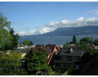 Photo 7: 2562 W 1ST AV in Vancouver: Kitsilano Townhouse for sale (Vancouver West)  : MLS®# V542232