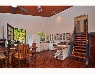 Photo 4: 5640 CARMEL Place in Sechelt: Sechelt District House for sale in "TUWANEK" (Sunshine Coast)  : MLS®# V780146