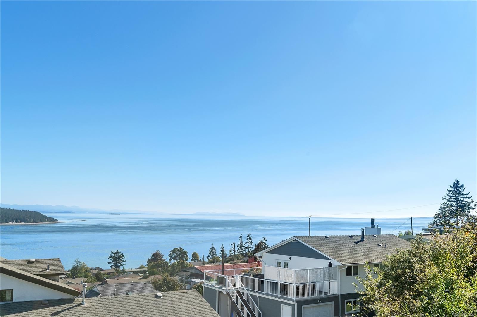 Main Photo: 253 S Alder St in Campbell River: CR Campbell River South House for sale : MLS®# 857027