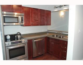 Photo 4: 304 1272 COMOX Street in Vancouver: West End VW Condo for sale (Vancouver West)  : MLS®# V767486