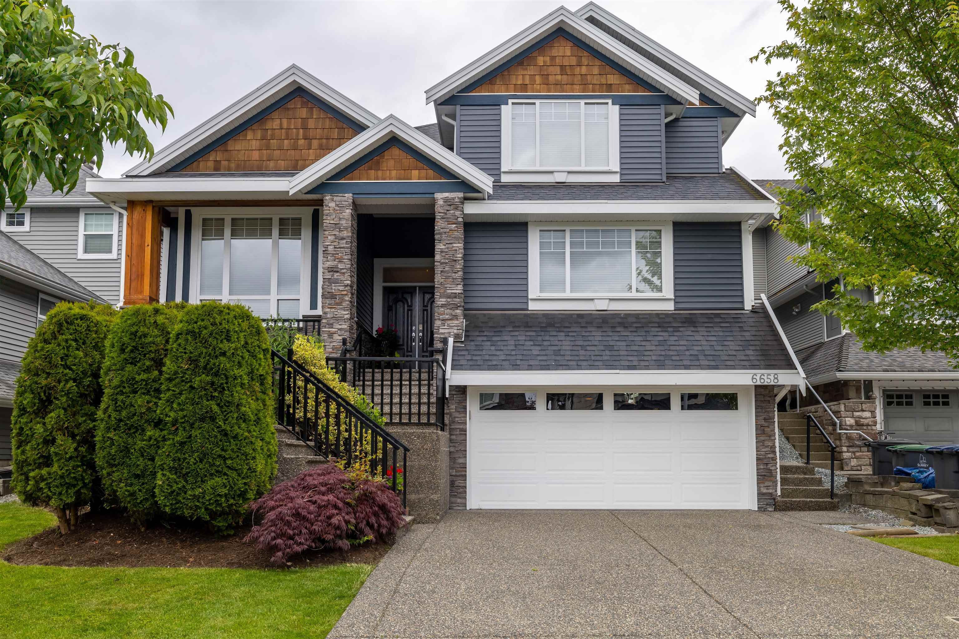 Main Photo: 6658 181 Street in Surrey: Cloverdale BC House for sale (Cloverdale)  : MLS®# R2704958