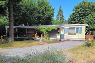 Photo 1: A17 920 Whittaker Rd in Malahat: ML Malahat Proper Manufactured Home for sale (Malahat & Area)  : MLS®# 953129