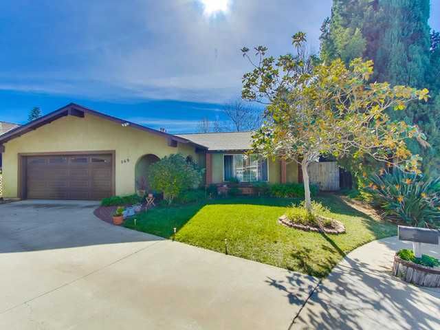 Main Photo: SOUTH ESCONDIDO House for sale : 3 bedrooms : 869 Montview Drive in Escondido