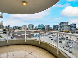 Photo 6: 705 6088 MINORU Boulevard in Richmond: Brighouse Condo for sale in "HORIZONS BY BOSA" : MLS®# R2680848
