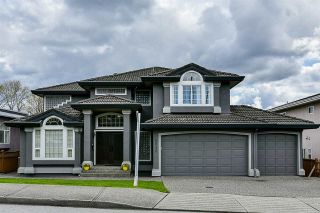 Photo 1: 4038 MACDONALD Avenue in Burnaby: Burnaby Hospital House for sale (Burnaby South)  : MLS®# R2258586