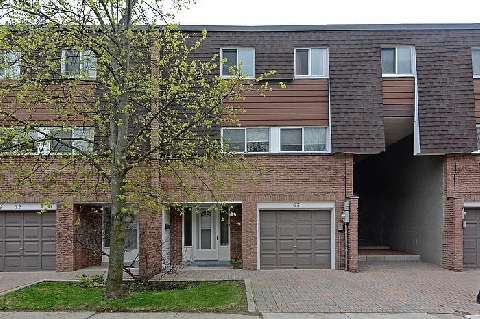 Main Photo: 63 653 Village Parkway in Markham: Unionville Condo for sale : MLS®# N2916259