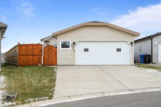 Photo 1: 835 Beckner Crescent: Carstairs Detached for sale : MLS®# A1162721
