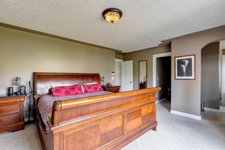 Photo 16: 1609 Strathcona Drive SW in Calgary: Strathcona Park Detached for sale : MLS®# A2051637