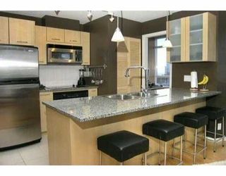 Photo 1: 1702 1199 SEYMOUR ST in Vancouver: Downtown VW Condo for sale in "BRAVA" (Vancouver West)  : MLS®# V533720