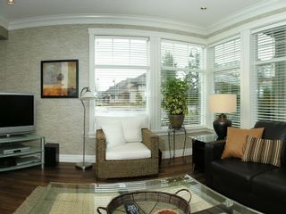 Photo 2: 101A 45595 TAMIHI Way in Sardis: Vedder S Watson-Promontory Condo for sale in "THE HARTFORD" : MLS®# H2901302