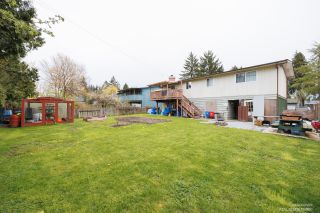 Photo 2: 11911 GEE Street in Maple Ridge: East Central House for sale : MLS®# R2697860