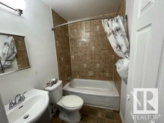 Photo 18: 1430 LAKEWOOD Road in Edmonton: Zone 29 Carriage for sale : MLS®# E4382125