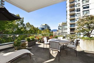 Photo 15: 1429 W 7TH Avenue in Vancouver: Fairview VW Townhouse for sale in "SIENNA TOWNHOMES" (Vancouver West)  : MLS®# R2104085
