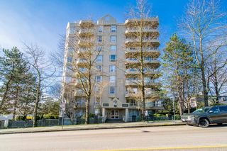 Photo 1: 702 412 TWELFTH Street in New Westminster: Uptown NW Condo for sale in "WILTSHIRE HEIGHTS" : MLS®# R2655942
