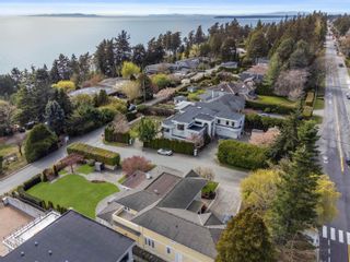 Photo 37: 14008 MARINE Drive: White Rock House for sale in "Marine Drive West Side" (South Surrey White Rock)  : MLS®# R2870290