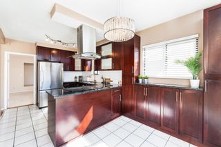 Photo 12: 5605 SUMAC Place in North Vancouver: Grouse Woods House for sale : MLS®# R2865014