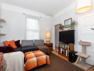 Photo 5: 435 W 14TH Avenue in Vancouver: Mount Pleasant VW Fourplex for sale in "Mount Pleasant / City Hall" (Vancouver West)  : MLS®# R2404997