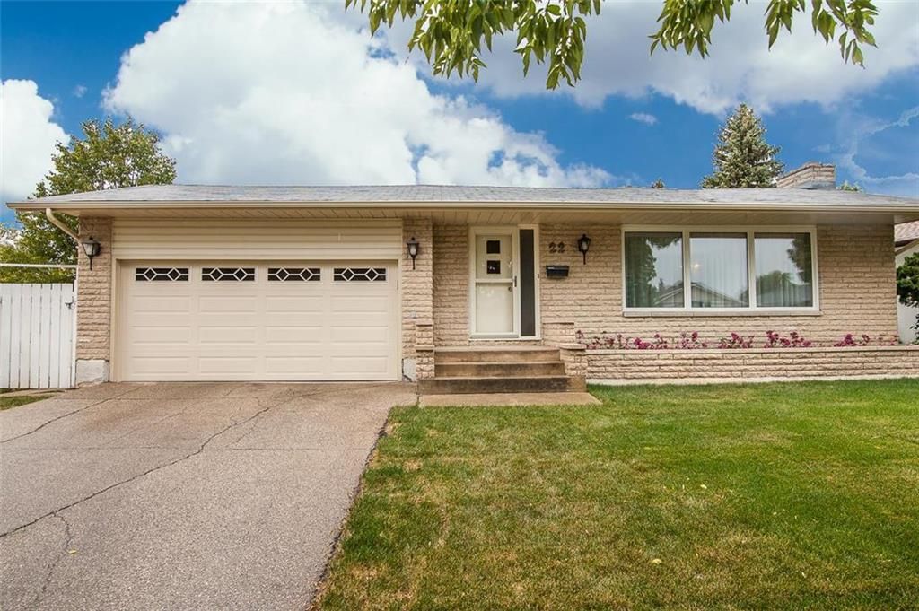 Main Photo: 22 Madrigal Close in Winnipeg: Maples Residential for sale (4H)  : MLS®# 202023191