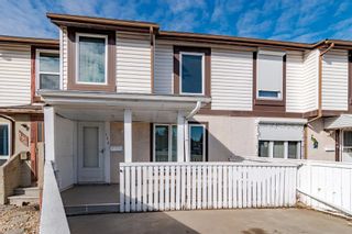 Photo 1: 152 Abergale Close NE in Calgary: Abbeydale Row/Townhouse for sale : MLS®# A1196223